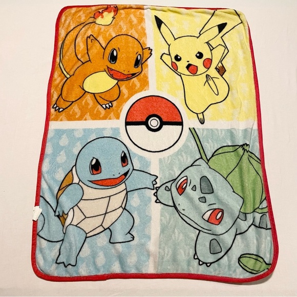 Pokemon Fleece Blanket with Pikachu Charmander Bulbasaur and Squirtle 47” x 36” - Picture 11 of 16